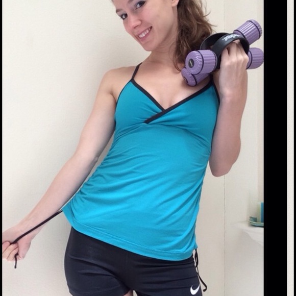 SOLD FILLMORE Lululemon Aqua Blue Cinch Up Side - Picture 6 of 8